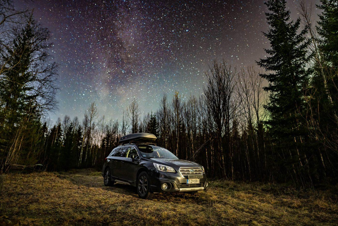 Subaru Outback 2016 under the milky way